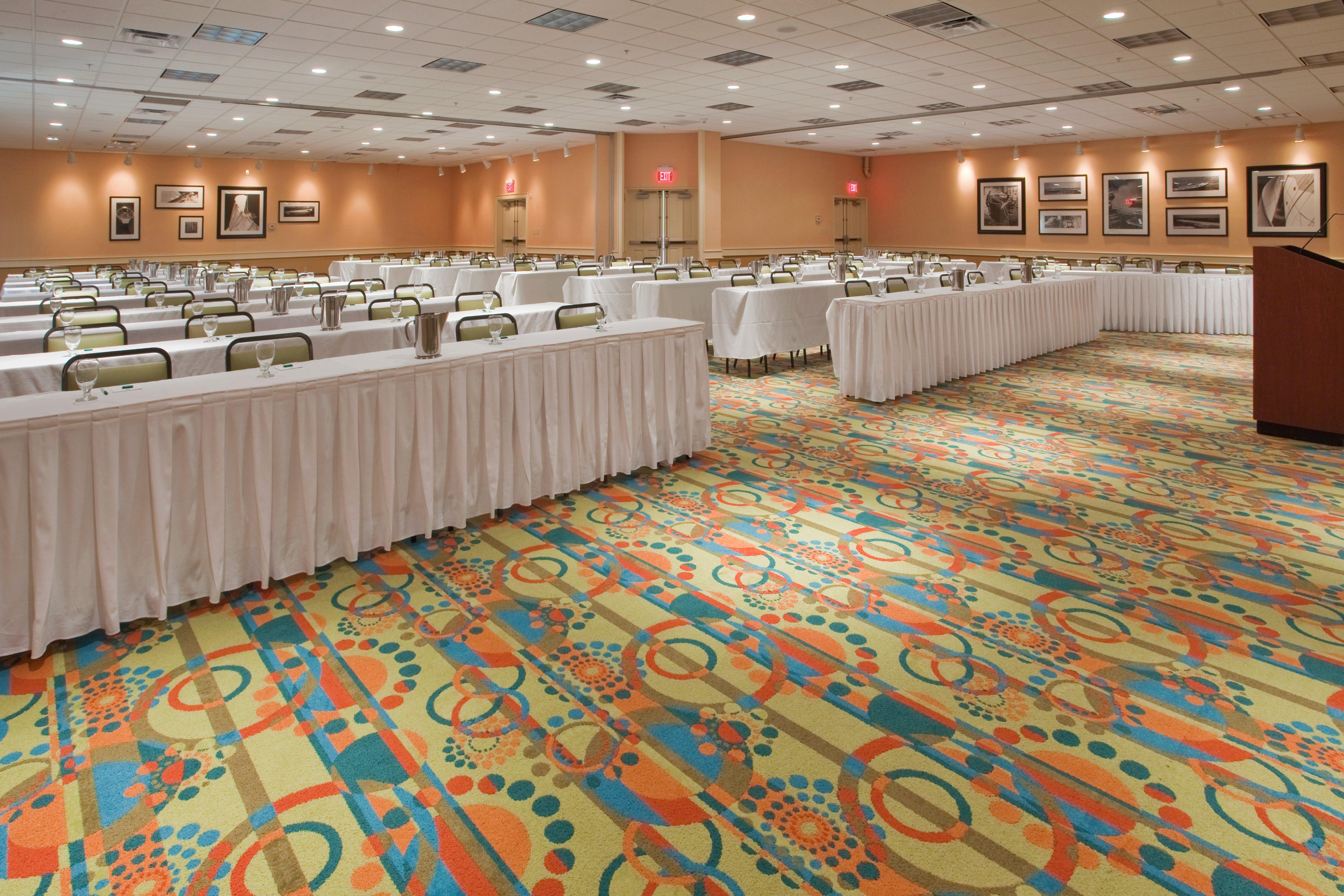 Holiday Inn & Suites Virginia Beach - North Beach By Ihg Exterior foto